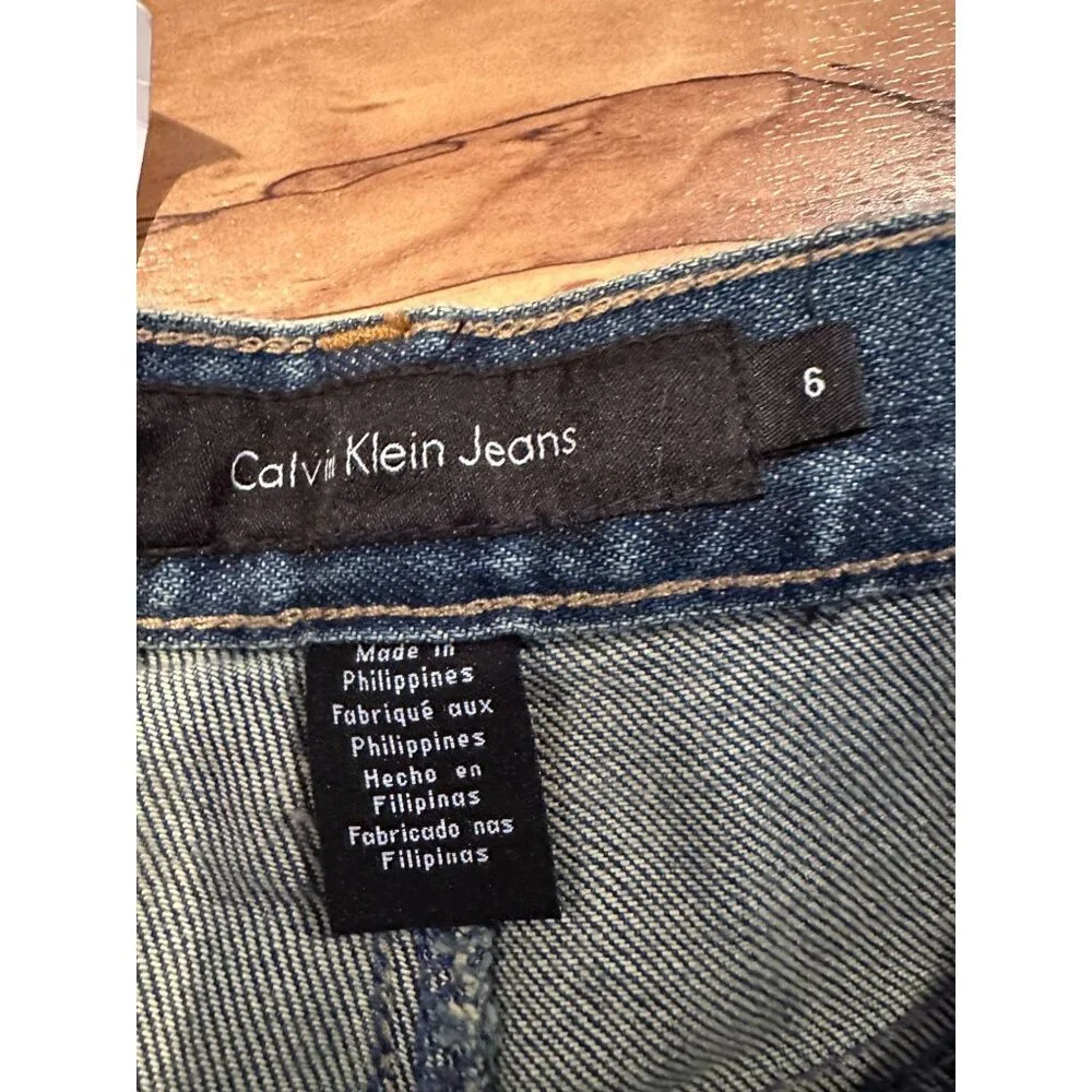 Calvin Klein step out